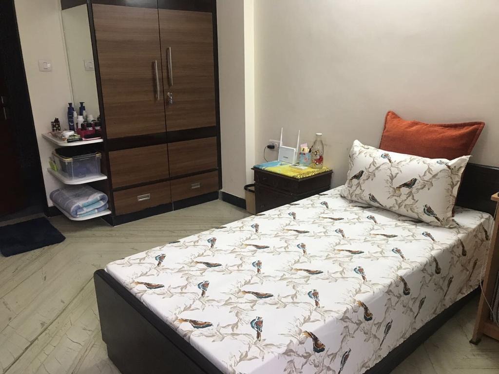 Boys PG Room (Single Occupancy)