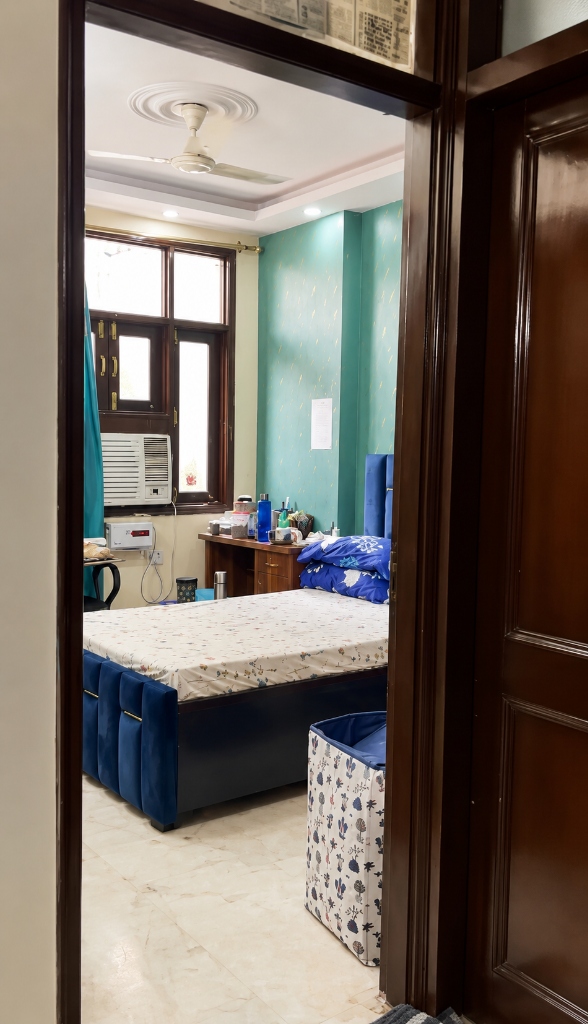 Independent Girls PG with Attached Washroom & Balcony