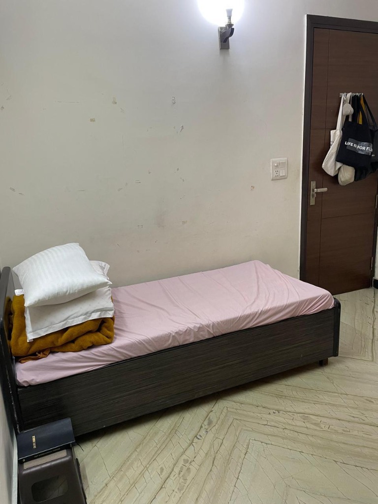 Independent Single Room for Girls